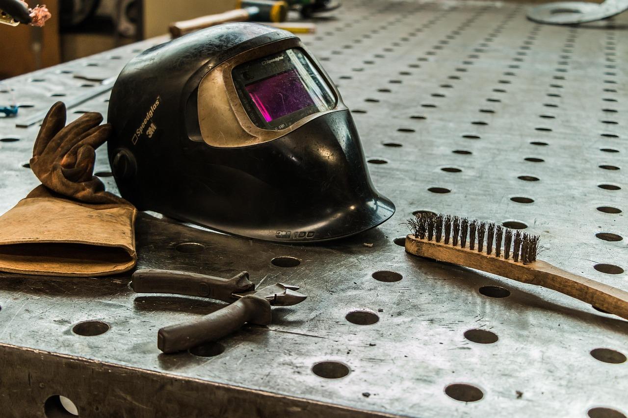 Training Grants That Help Workers Re‑Skill After Job Loss